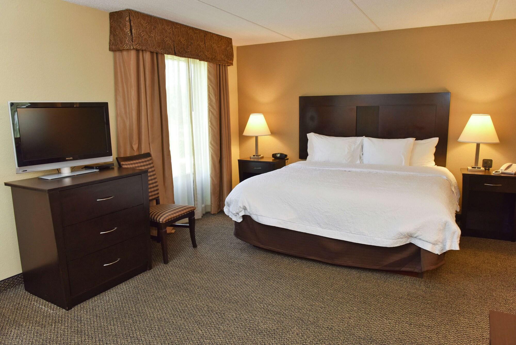 Hampton Inn & Suites Alexandria Esterno foto