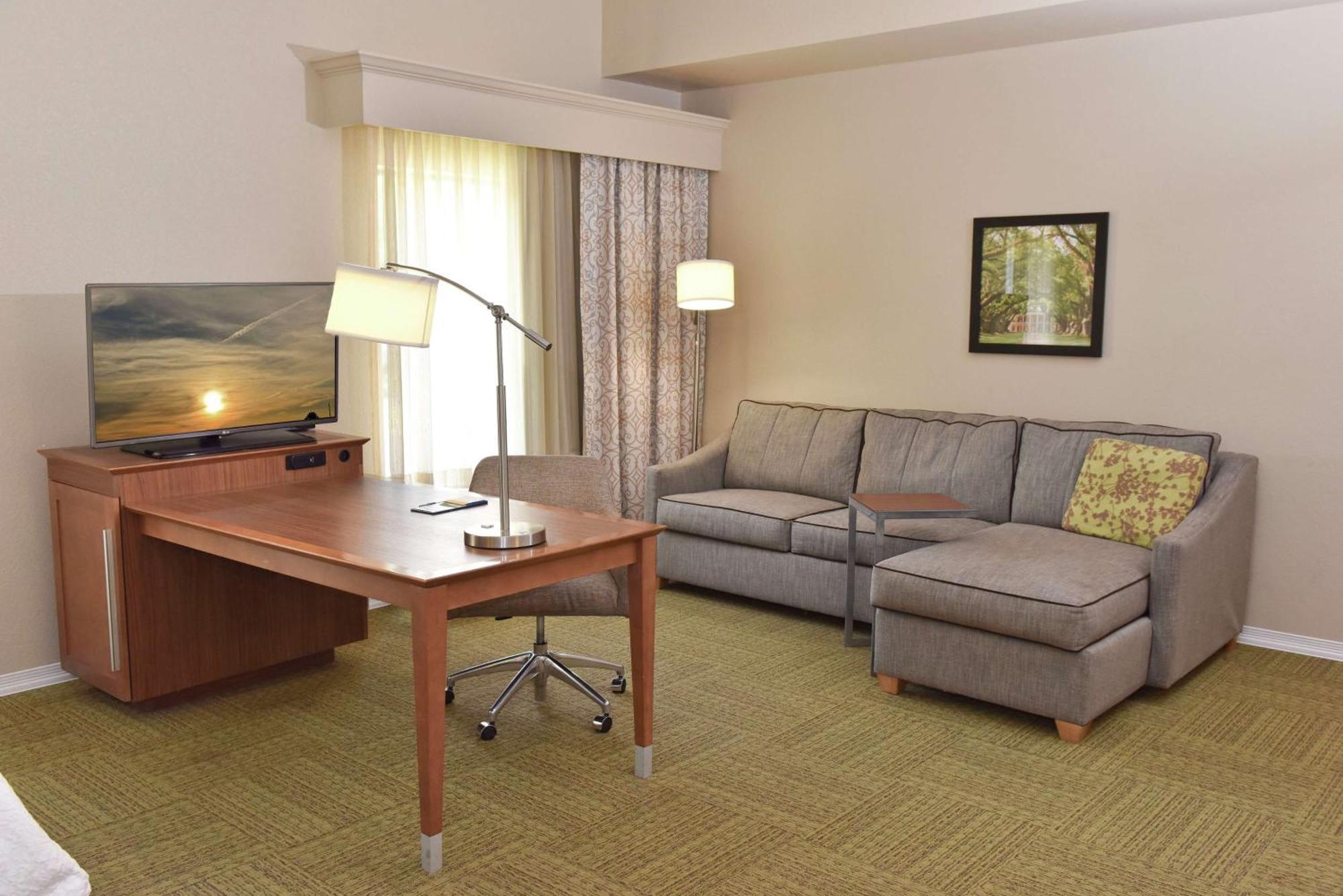 Hampton Inn & Suites Alexandria Esterno foto