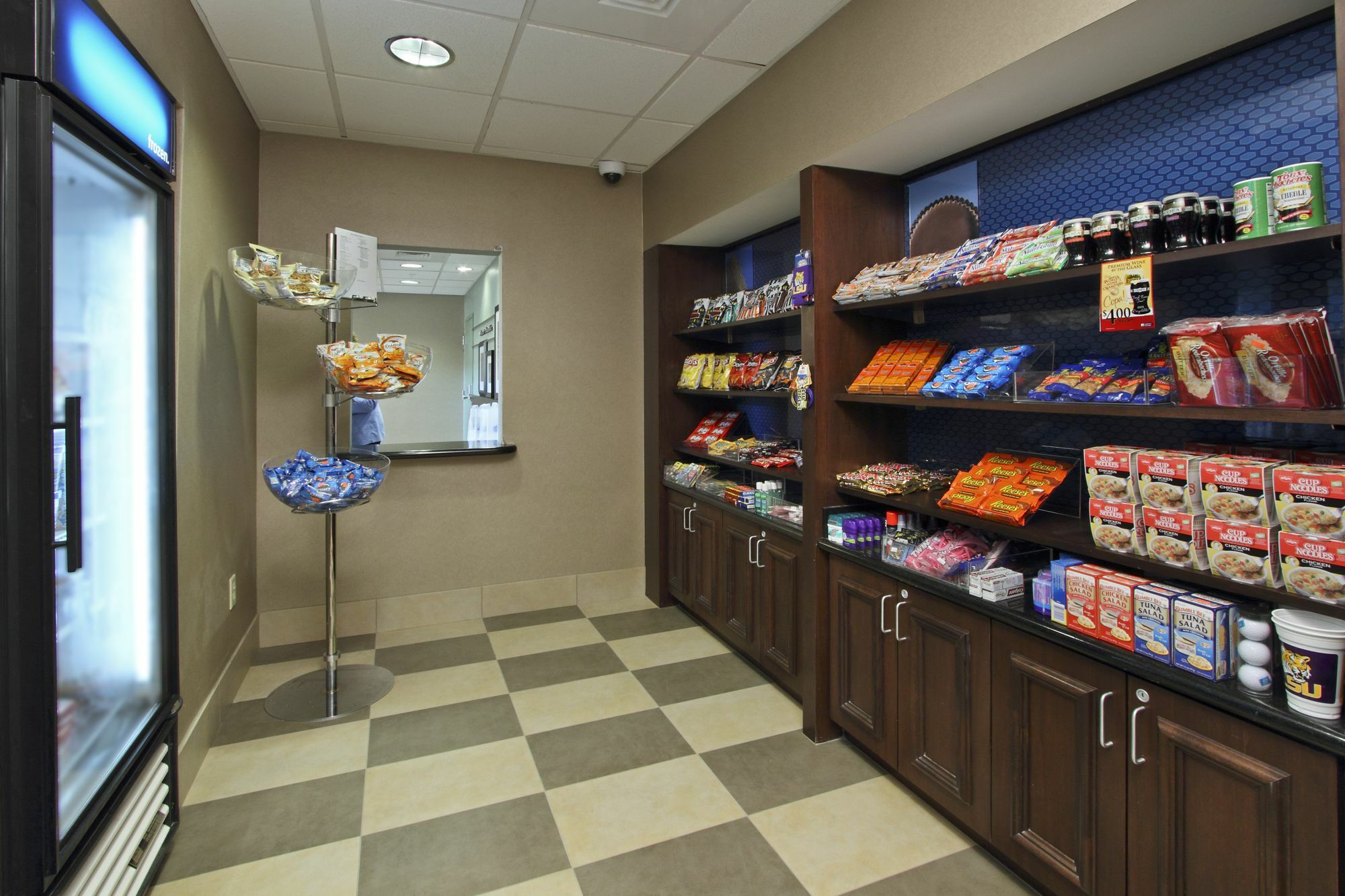 Hampton Inn & Suites Alexandria Esterno foto